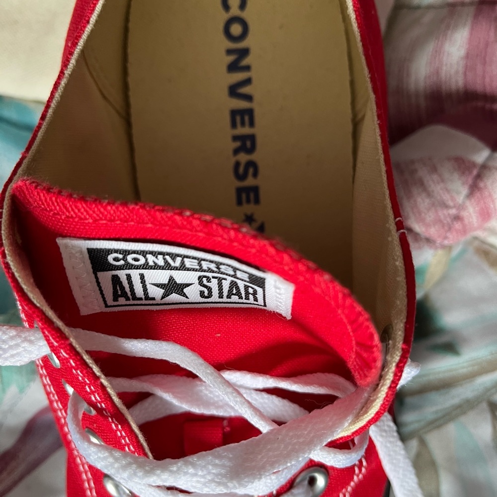 Cherry red converse All Stars As New! - Picture 7 of 8